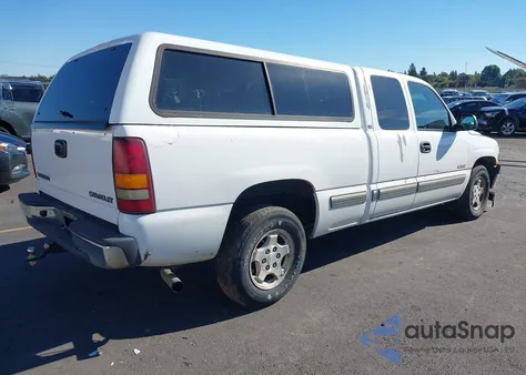 2002 Chevrolet Silverado 1500 Ls from USA, damaged, VIN 2GCEC19V721217537